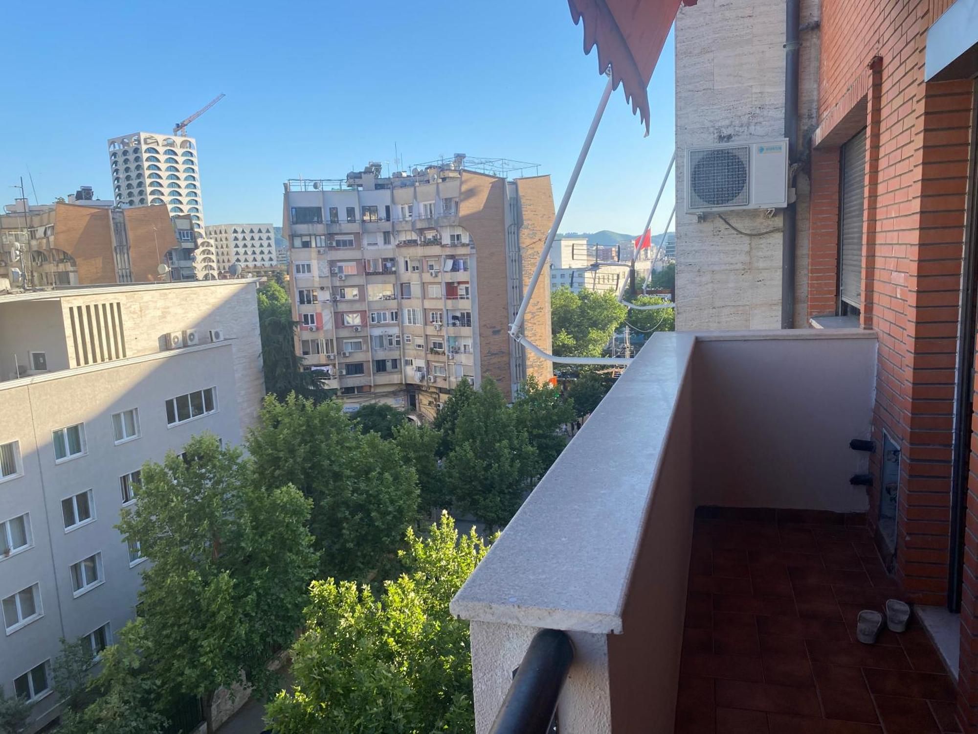 Klik Center Apartamento Tirana